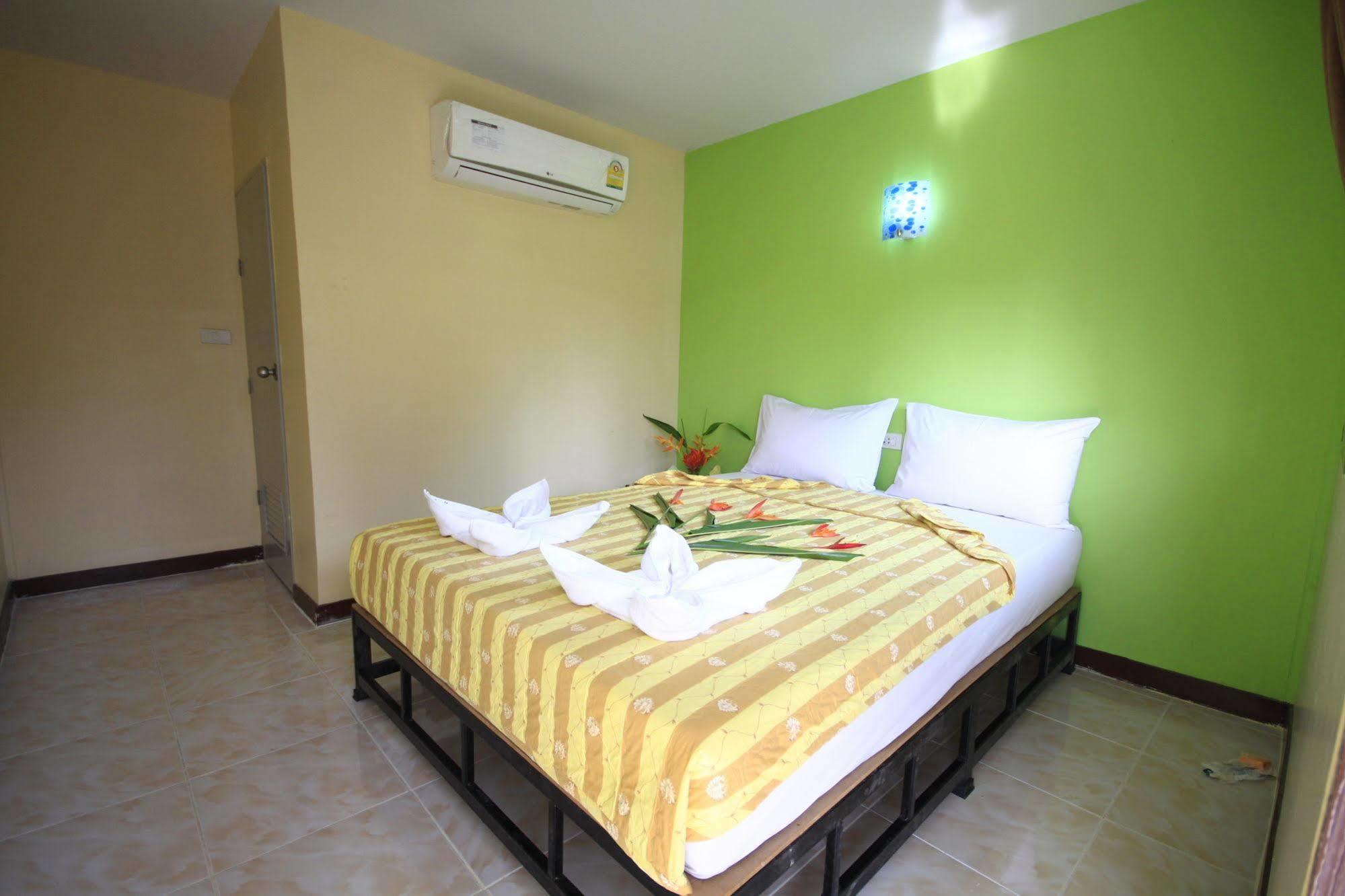 Pongpan House Phi Phi Apartment Luaran gambar