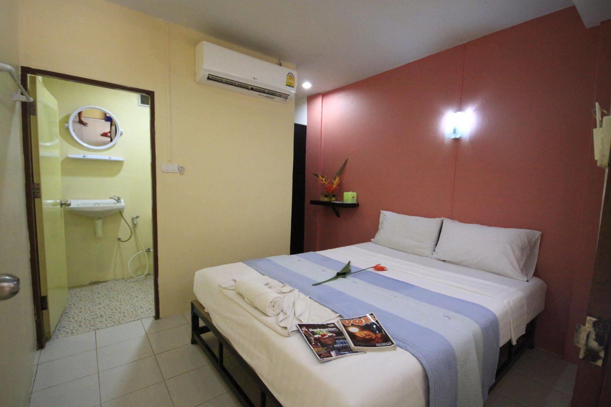Pongpan House Phi Phi Apartment Luaran gambar
