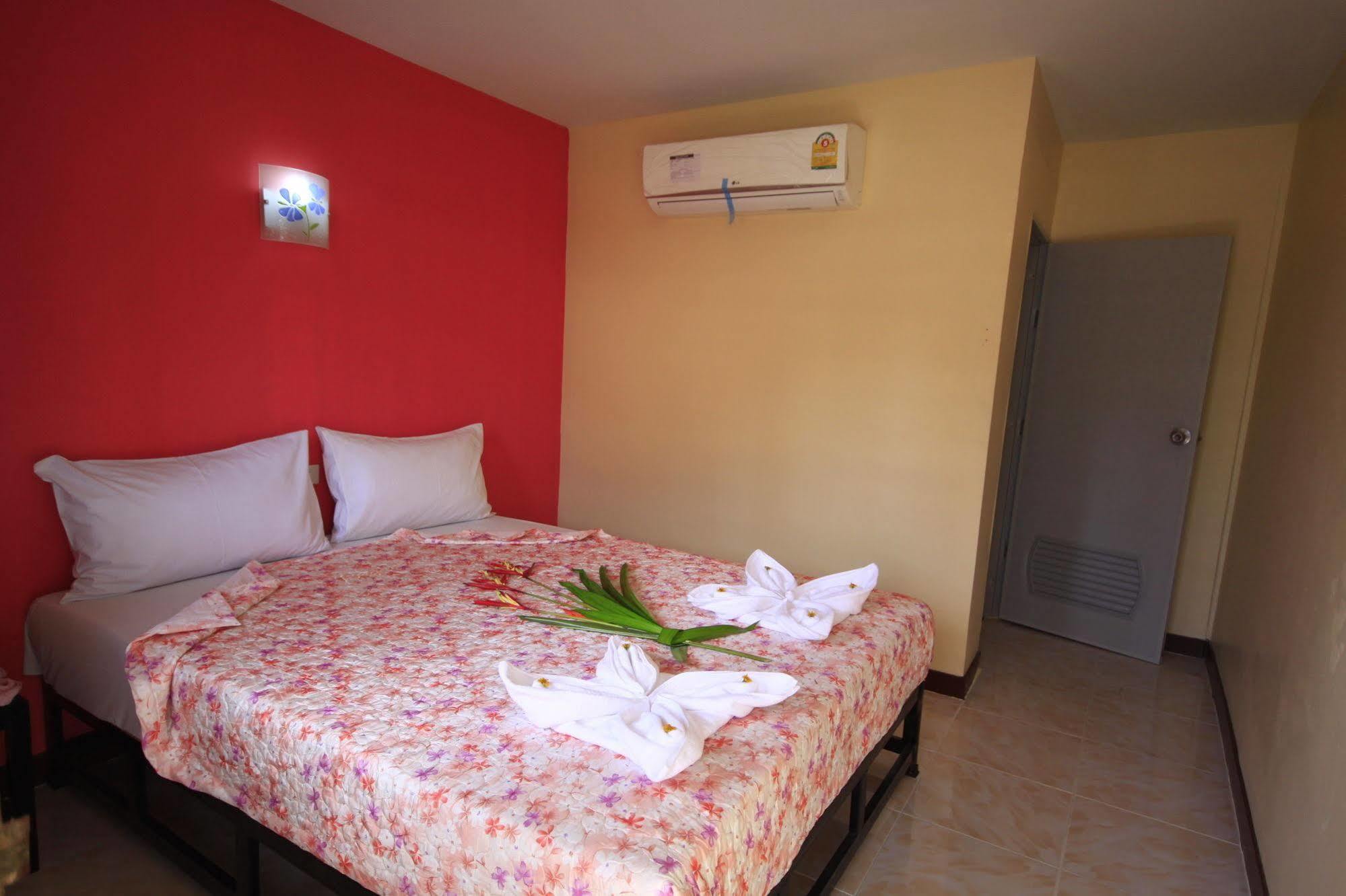 Pongpan House Phi Phi Apartment Luaran gambar
