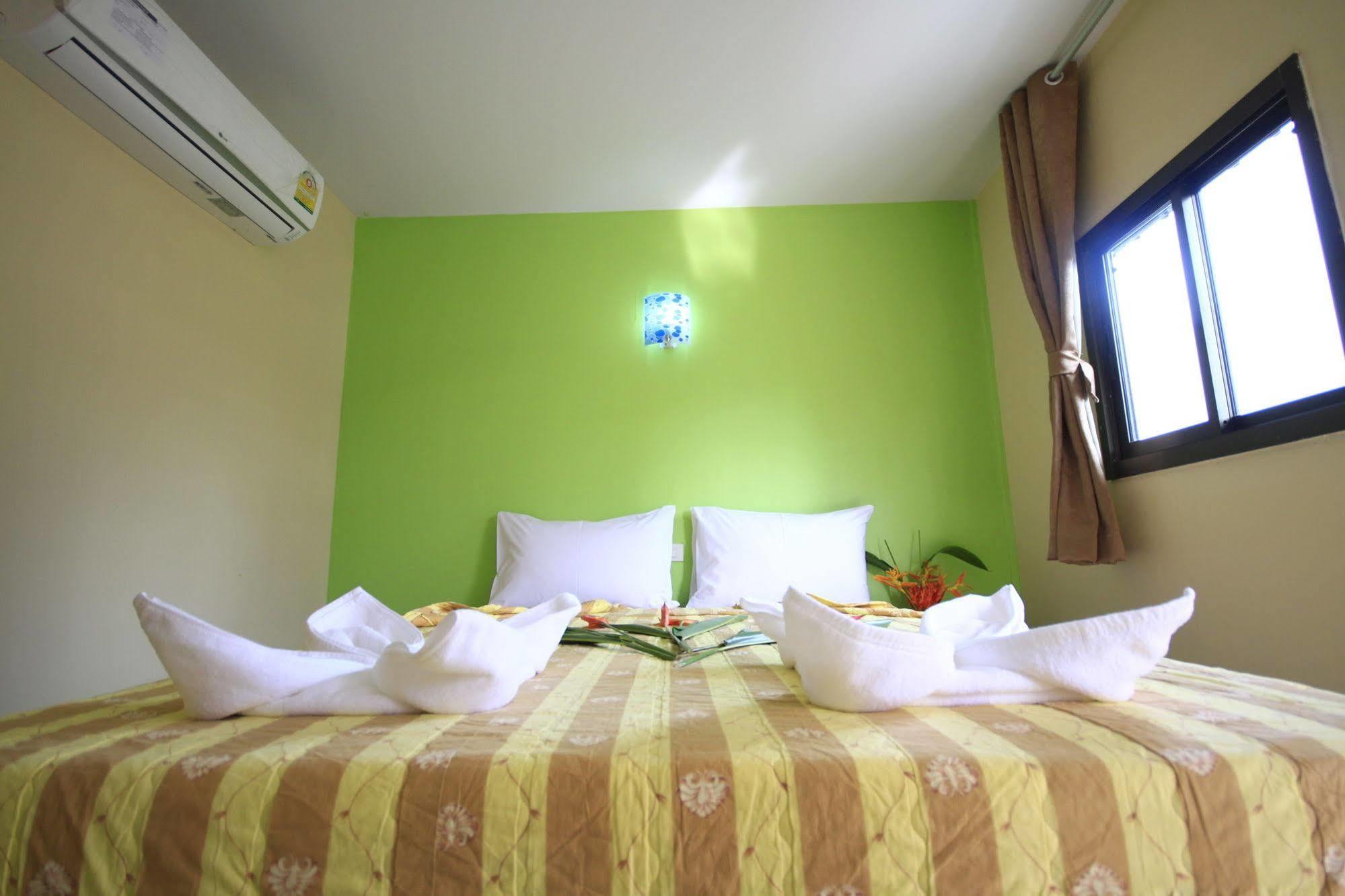 Pongpan House Phi Phi Apartment Luaran gambar